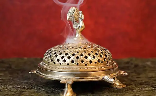 smoldering sambrani 